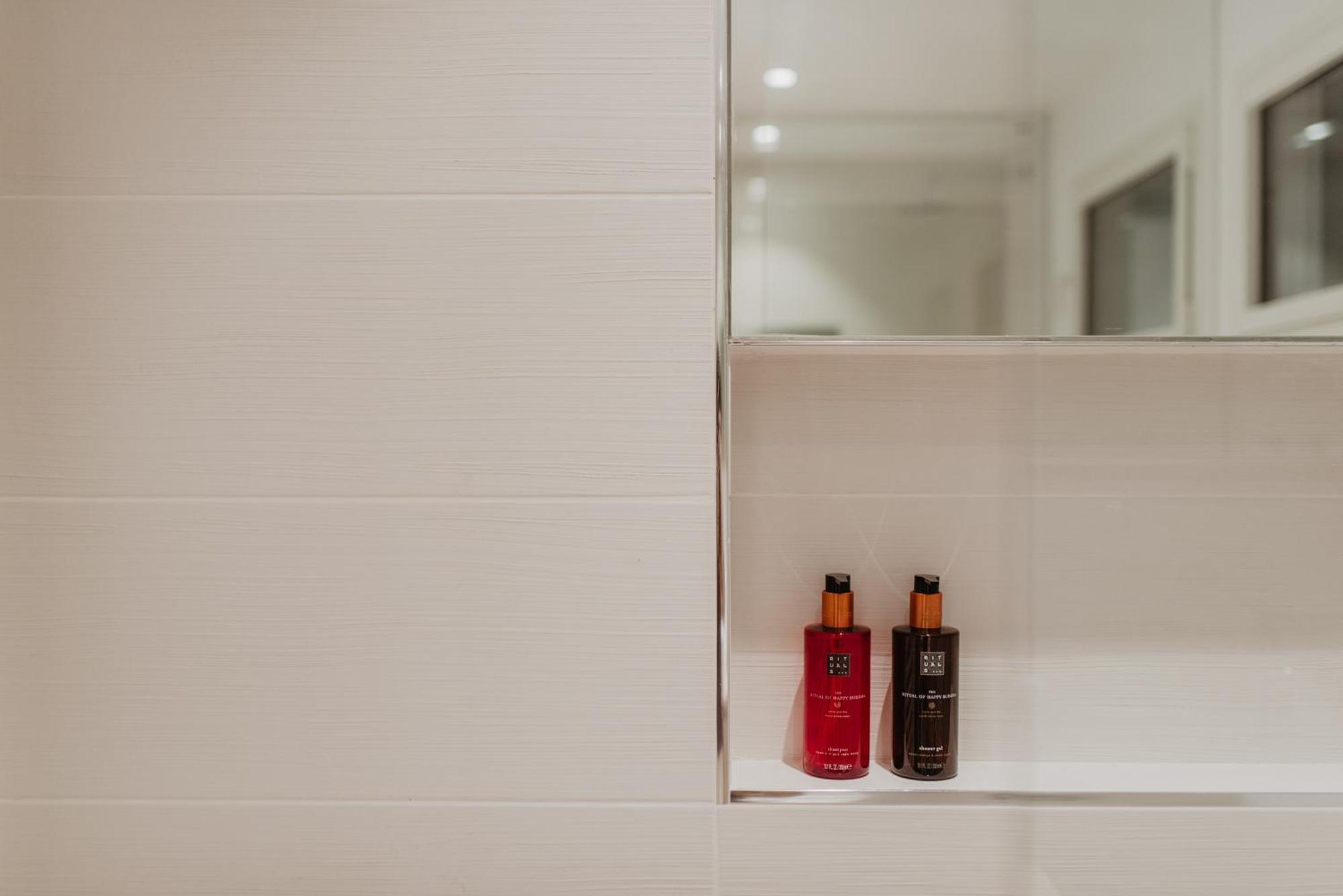 Petit Luxe Volta Apartaments Terrassa Eksteriør billede